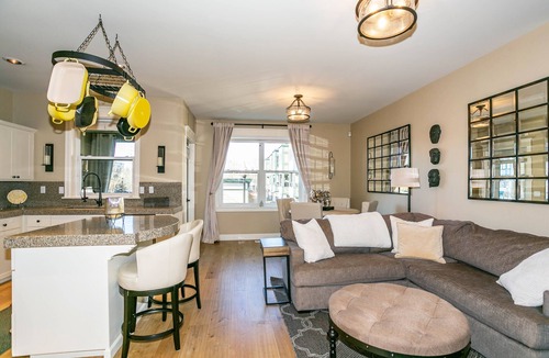 Orenco Station House | Luxury Brownstone in Orenco