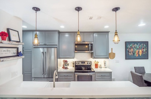 Capitola Condo | Luxury Capitola 2 BR charmer minutes from the beach
