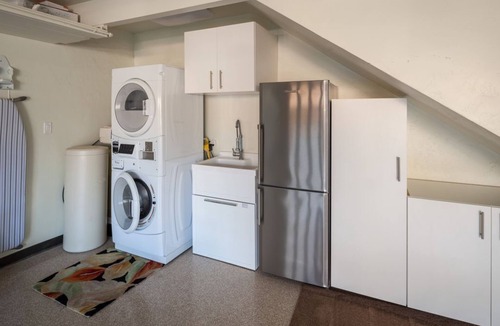 Old Town Historic District Condo | Luxury Condo Downtown San Luis Obispo & Garage A/C & Pool