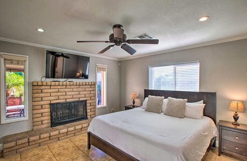 Paradise Valley Village House | Luxury Desert Oasis with Putting Green and Hot Tub!