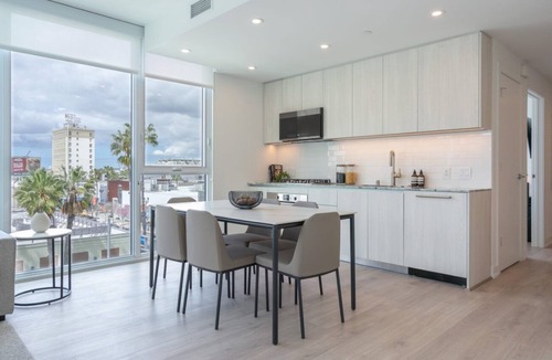 Downtown Long Beach Apartment | Luxury Downtown Long Beach Suites w/Pool, Fitness, & City Views!