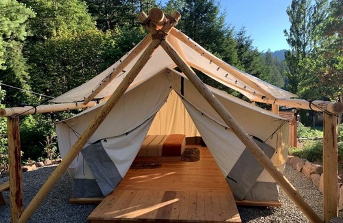 Idleyld Park RV Rental | Luxury Glamping Tent for Oregon Getaway- Woodsman, Idleyld Park, OR