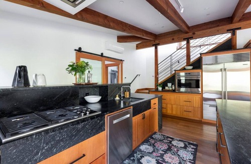 El Portal House | Luxury Home 20 Minutes to Yosemite Valley for 8