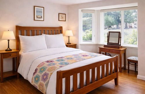 Petaluma House | Luxury Horse Farm Retreat Between Wine Country & Coast