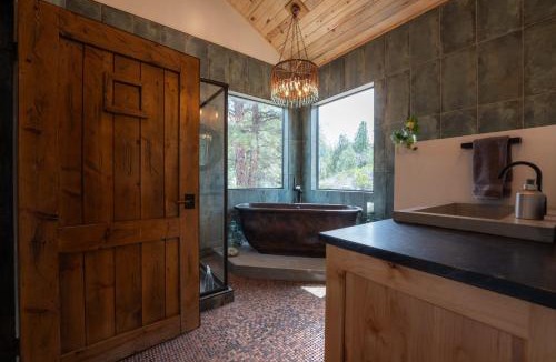 Mammoth Creek House | Luxury Mountain Family Retreat with Sauna near Zion & Bryce