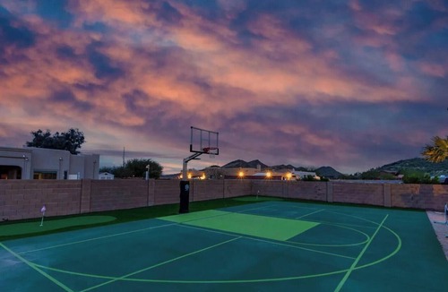 Anthem House | Luxury Oasis Resort Pool Pickleball Golf Fireplace