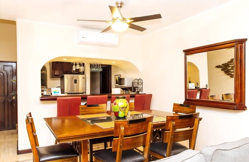 Centro Condo | Luxury on the MARINA with stunning Harbor views, best location in Cabo!