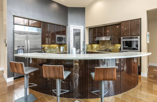 Palm Springs House | Luxury Palm Springs Retreat. Pool, Spa & Stunning Mountain Views