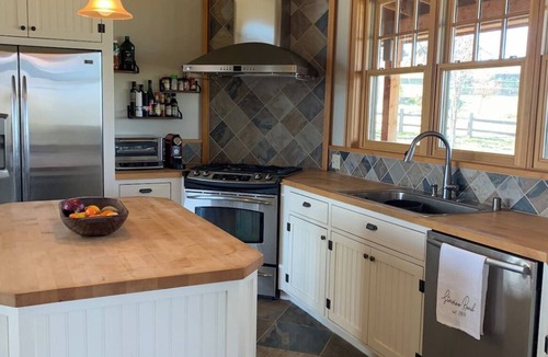 Miramonte House | Luxury Ranch getaway with spa, pool, gym & sauna