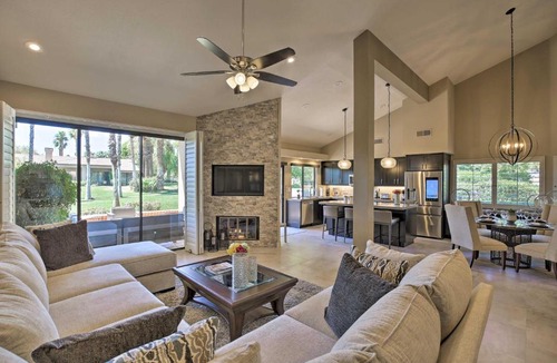 Palm Desert House | Luxury Remodeled Palm Desert Resort Condo!