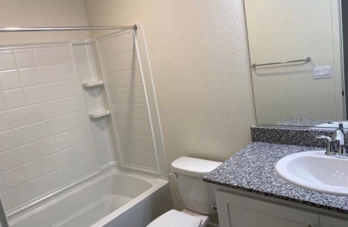 Hayward House | Luxury room in a brand new house