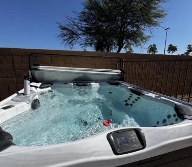 Windmill Ranch House | Luxury Room - Queen Bed, Pool & Fast Wi-Fi!