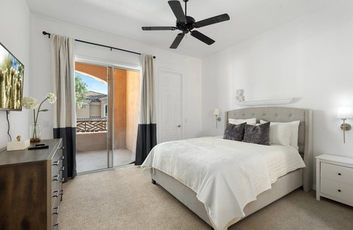 Ocotillo House | Luxury Townhome in Chandler-Stunning Views of Lake/Golf Course Large 3BR 2.5BA