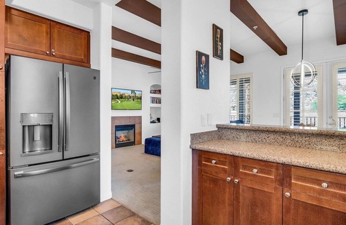 La Quinta Apartment | LV204 Upstairs 2 Bedroom Villa near Pool