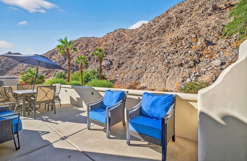 La Quinta Apartment | LV305 2 Story 3 Bedroom Legacy Villas Town Home