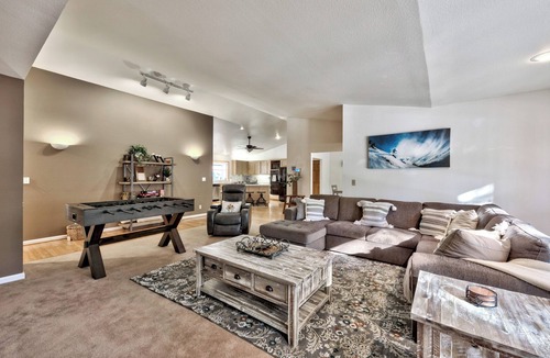 Tahoe Village House | lx21 Beautiful Tahoe family Home