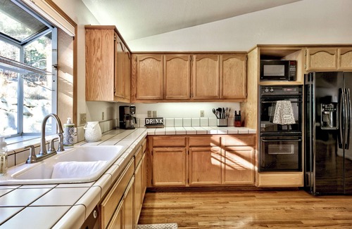 Tahoe Village House | lx21 Beautiful Tahoe family Home