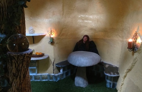 Gasquet Cabin | Magic Underground Hobbit Hole @ Sustainable Ecovillage