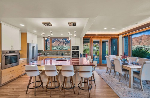 Kayenta House | Magical Home in Kayenta Surrounded by Red Rocks, Zion