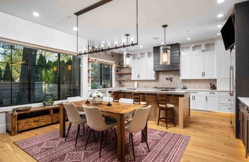 Lake Oswego House | Maison Ananda | Gated 5BR Luxury Estate in Lake Oswego, Sleeps 12
