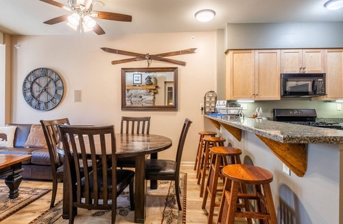 Mammoth Lakes Condo | Mammoth Green #105 - Nearly Ski-in Ski-Out Updated 2 Bedroom 2 Bath, Sleeps 6