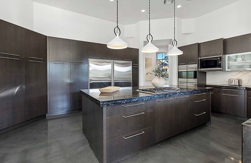 Paradise Valley House | Manor Retreat - Pool, Spa & Pickleball Villa in Paradise Valley