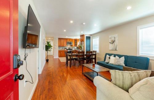 Northside Apartment | #Marbella Lane - 3BR Upper Level House in Downtown SJ 11-Min to Levi's