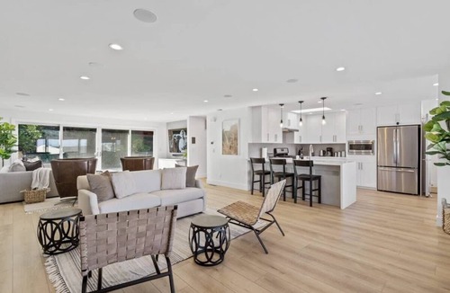 Sugarloaf House | Marbella Lane - 3BR w sweeping views of Bay Area
