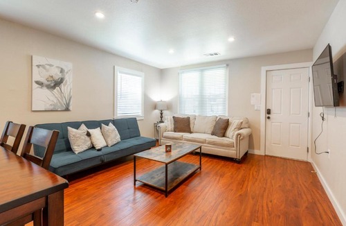 Northside House | @ Marbella Lane 6BR House in Downtown San Jose