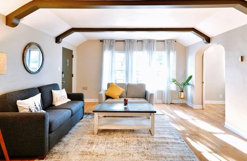 Newhall House | @ Marbella Lane - 6BR SFR | DTWN SJ | Laundry + P