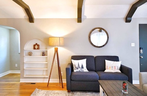 Newhall House | @ Marbella Lane - 6BR SFR | DTWN SJ | Laundry + P