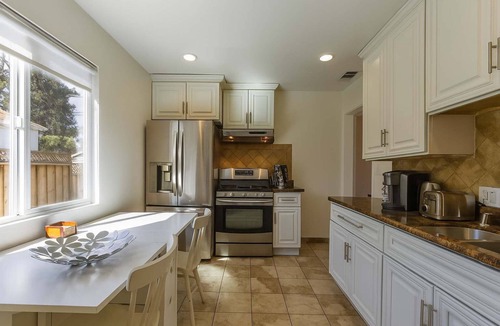 Sunnyvale West House | @ Marbella Lane - Convenient Home 9-Min to Levi's