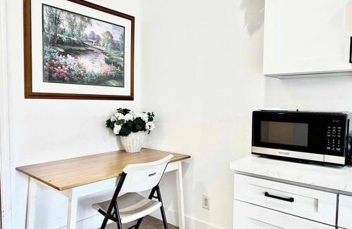 Eastvale House | @ Marbella Lane – Lit & Laid Back Eastvale Home