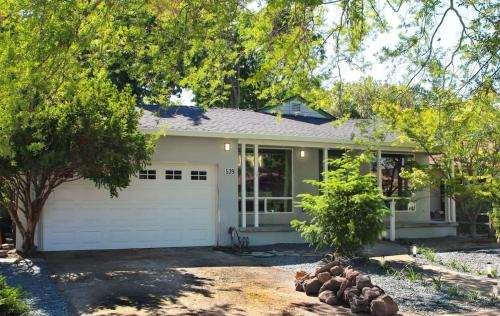 San Jose House | Marbella Lane - SJ Designer Home 3BR Ldry P