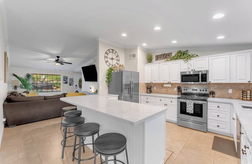 Chandler House | Mariposa Getaway! A spacious 4-bedroom house in brilliant Chandler with AC/Pool