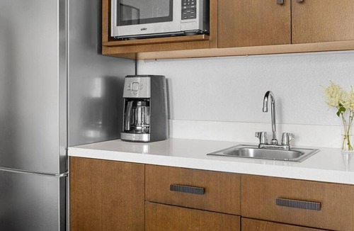 Palm Desert Resort | Marriott Desert Springs Villas I - STUDIO + Kitchenette + Full Bath Sleeps 4