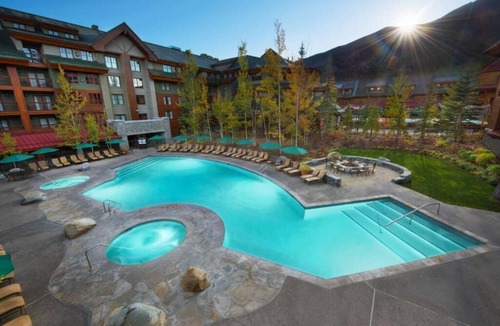 Lakeside Park Hotel | Marriott Grand Residences Hotel - Guest Room, beautiful cozy room.