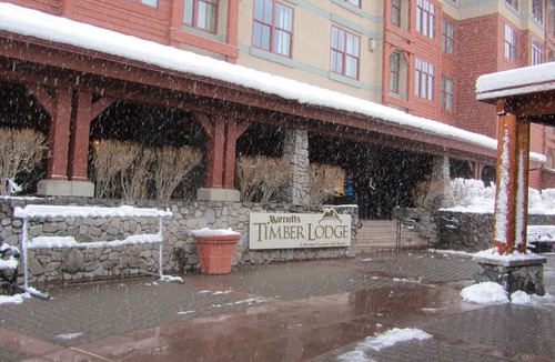 Lakeside Park Resort | Marriott's Timber Lodge Timeshare in by gondola in So . Lake Tahoe, CA