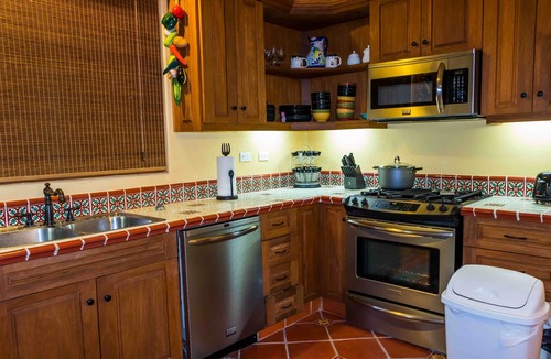 Nopolo House | Marvellous Mountain & lake view. Bikes available for guest By Casago