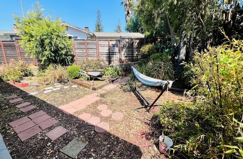 Oakland House | Marvelous 3BR House with Garden Oasis by Zoo & Trails