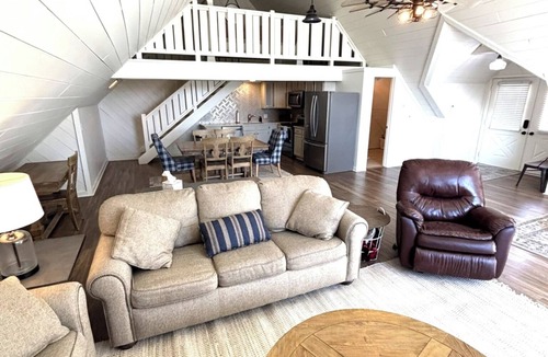 Orchard South Apartment | Marvelous studio with pickleball court in welcoming Orem neighborhood