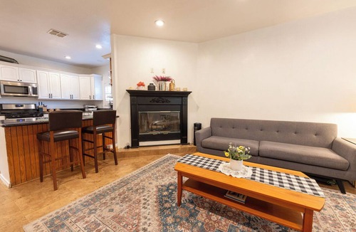 Bellflower House | Massive High-Ceiling Home in the Heart of Bellflower for Large Groups