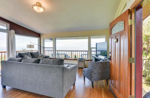 McKinleyville House | McKinleyville Getaway w/Hot Tub & Ocean Views!