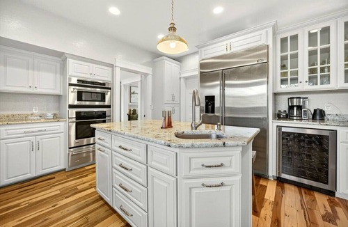 Medford House | Meadowsweet Farm | Hot tub, Outdoor Kitchen
