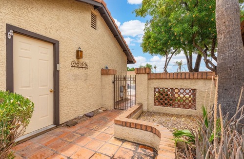 Mesa House | Mesa/Gilbert Area Retreat Quiet 2BR/2BA Home