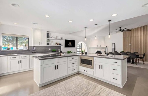 Chandler House | Mesquite Retreat | Pickleball & Poolside Paradise
