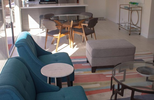 Sunrise Vista Chino Apartment | Mid-Century Modern Condo - 5 minute drive from Downtown Palm Springs