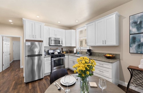 Midtown Sacramento Apartment | Midtown Charm 5 min to Cafés, Downtown & Capitol