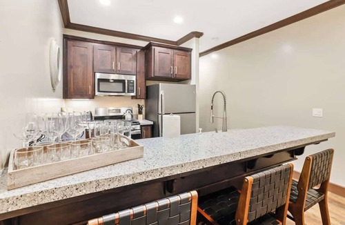Visalia Apartment | Midtown Loft 302 on Main St DT Visalia
