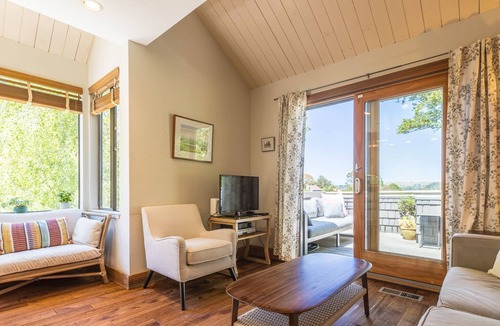 Tamalpais-Homestead Valley House | Mill Valley Gem 3BR Unbeatable Location w/ Hot Tub